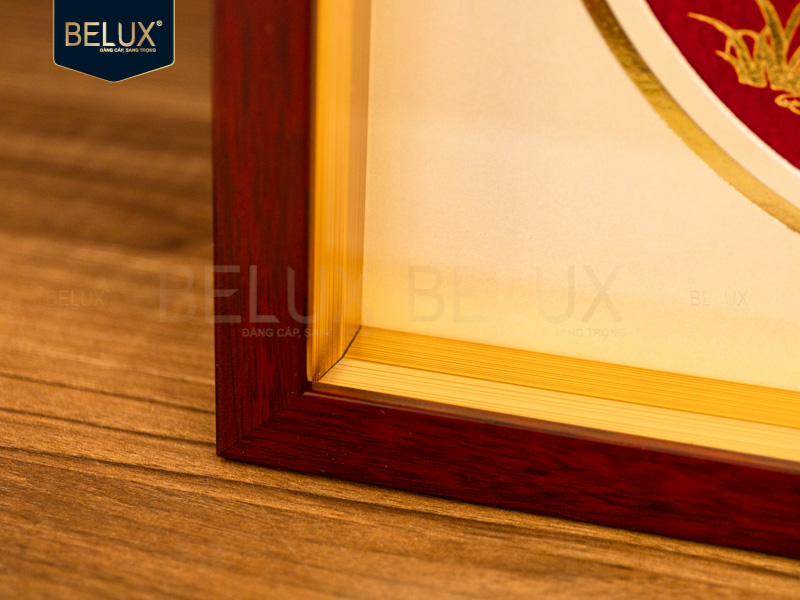 Tranh Chữ Tâm Dát Vàng 24k- 30x30cm